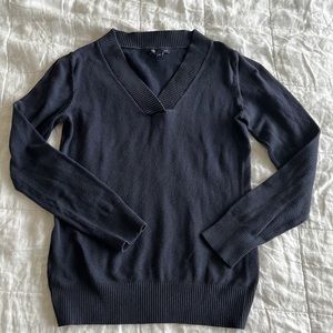 Blue knit Gap sweater